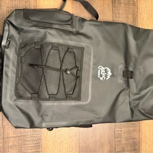 Jak’s Trading Co Daylite Dry Pack 35L BRAND NEW Sold Out Online in Black.